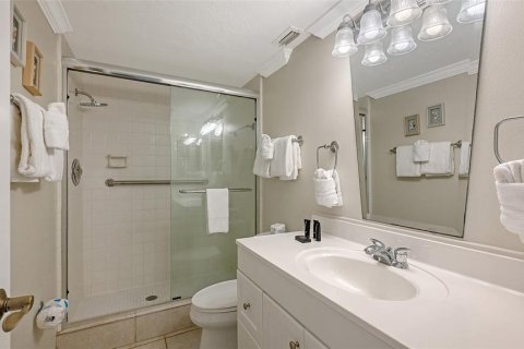 Condo in Longboat Key, Florida, 2 bedrooms № 2221431 - photo 19