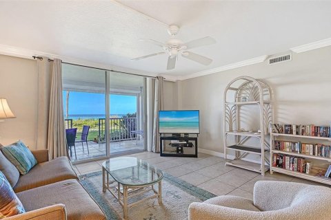 Condo in Longboat Key, Florida, 2 bedrooms № 2221431 - photo 5