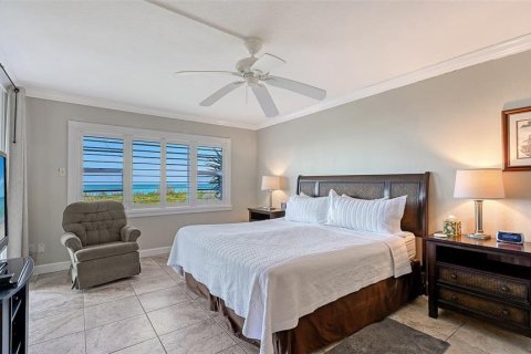 Condo in Longboat Key, Florida, 2 bedrooms № 2221431 - photo 15