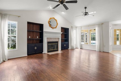House in Lakeland, Florida 4 bedrooms, 266.63 sq.m. № 1903041 - photo 24