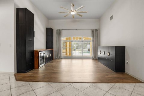 House in Lakeland, Florida 4 bedrooms, 266.63 sq.m. № 1903041 - photo 6