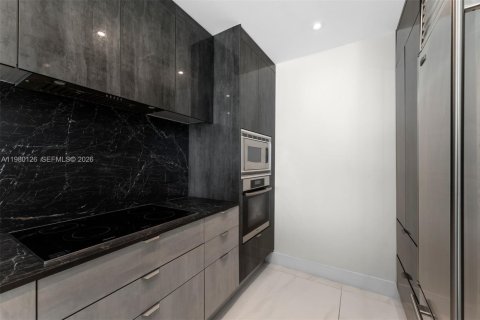 Купить кондоминиум в Майами, Флорида 4 спальни, 255.85м2, № 2049960 - фото 8