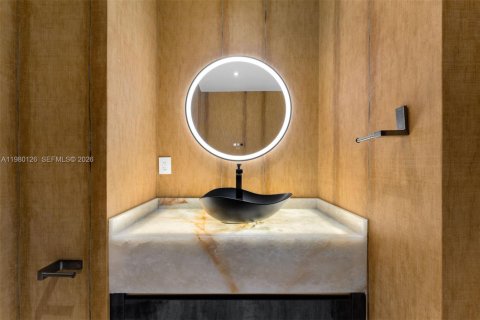Купить кондоминиум в Майами, Флорида 4 спальни, 255.85м2, № 2049960 - фото 30