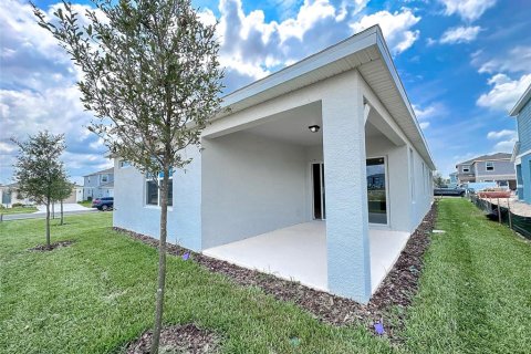 House in Davenport, Florida 4 bedrooms, 146.79 sq.m. № 1536086 - photo 23