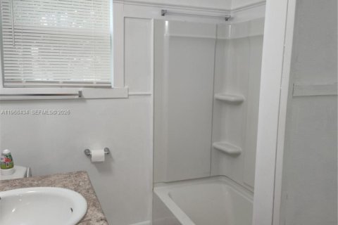 House in Jacksonville, Florida 3 bedrooms № 2031790 - photo 8