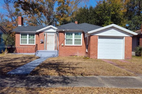 House in Jacksonville, Florida 3 bedrooms № 2031790