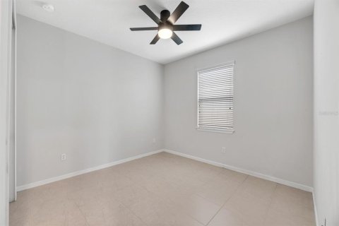 Villa ou maison à louer à Riverview, Floride: 7 chambres, 413.14 m2 № 2298465 - photo 22