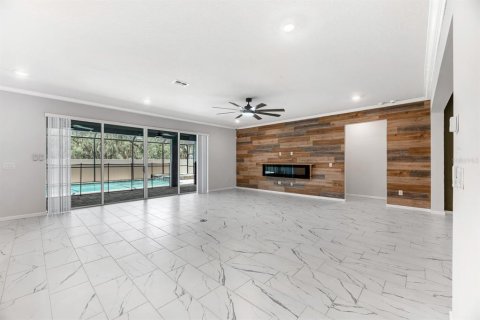 Villa ou maison à louer à Riverview, Floride: 7 chambres, 413.14 m2 № 2298465 - photo 7