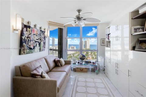 Купить кондоминиум в Авентура, Флорида 2 спальни, 126.81м2, № 2017656 - фото 12