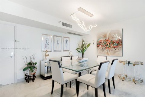 Купить кондоминиум в Авентура, Флорида 2 спальни, 126.81м2, № 2017656 - фото 6