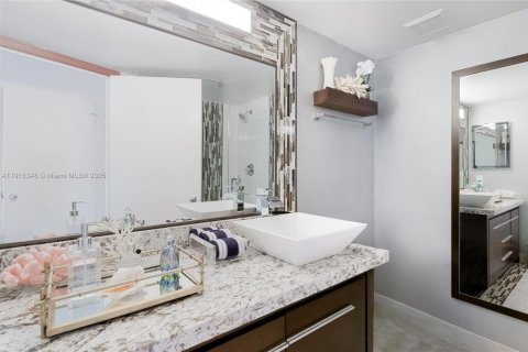 Купить кондоминиум в Авентура, Флорида 2 спальни, 126.81м2, № 2017656 - фото 14