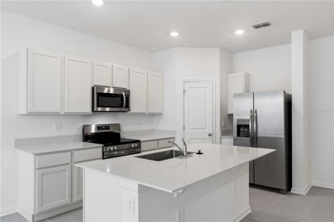 Adosado en alquiler en Davenport, Florida, 3 dormitorios, 151.24 m2 № 2157811 - foto 3