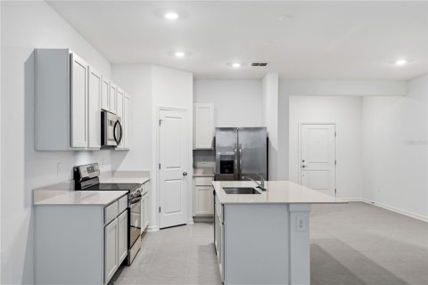 Adosado en alquiler en Davenport, Florida, 3 dormitorios, 151.24 m2 № 2157811 - foto 8
