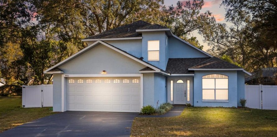 House in Kissimmee, Florida 4 bedrooms, 210.98 sq.m. № 2105881