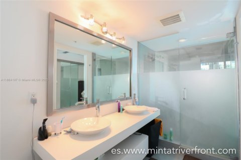 Copropriété à louer à Miami, Floride: 2 chambres, 102.1 m2 № 1922671 - photo 9