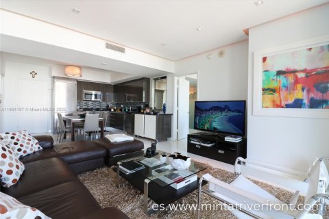 Copropriété à louer à Miami, Floride: 2 chambres, 102.1 m2 № 1922671 - photo 5