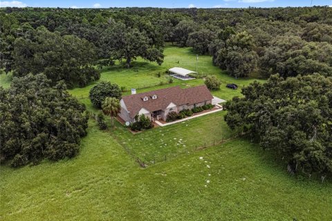 House in Chiefland, Florida 3 bedrooms, 222.32 sq.m. № 1844485 - photo 11