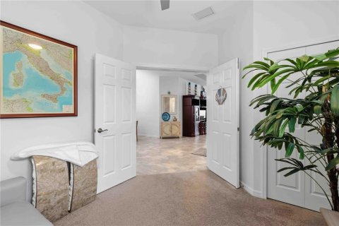 House in Sarasota, Florida 2 bedrooms, 150.41 sq.m. № 2106772 - photo 27