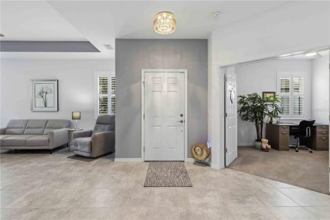 House in Sarasota, Florida 2 bedrooms, 150.41 sq.m. № 2106772 - photo 6