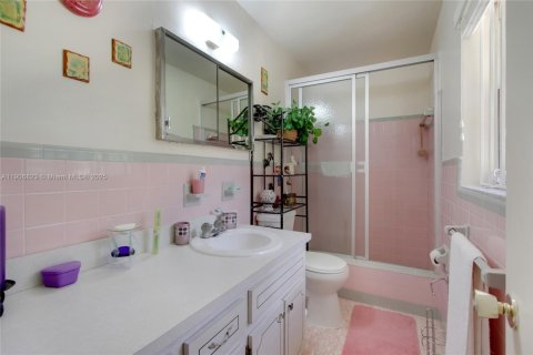 Casa en venta en Plantation, Florida, 4 dormitorios, 195.19 m2 № 1963482 - foto 10