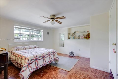 Casa en venta en Plantation, Florida, 4 dormitorios, 195.19 m2 № 1963482 - foto 17