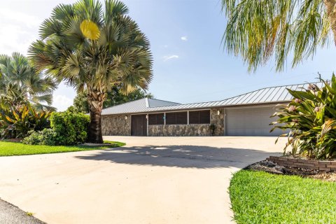 Casa en venta en St. Lucie, Florida, 4 dormitorios, 247.12 m2 № 2248526 - foto 8