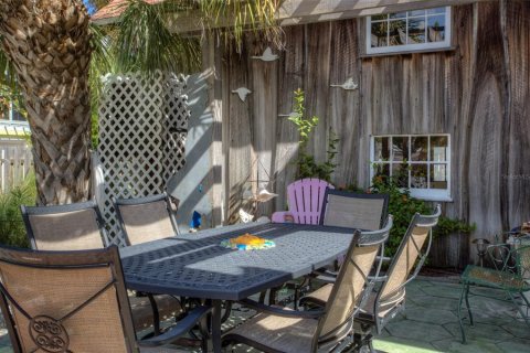 Casa en alquiler en Saint Pete Beach, Florida, 2 dormitorios, 139.35 m2 № 251618 - foto 4
