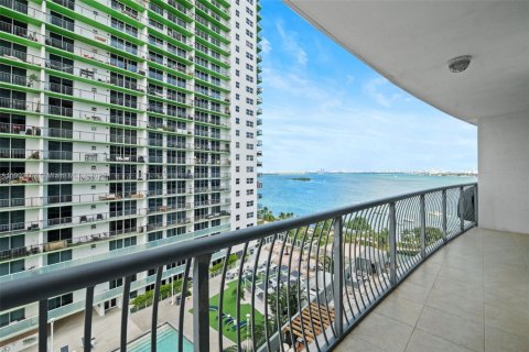 Condo in Miami, Florida, 1 bedroom  № 1957326 - photo 14