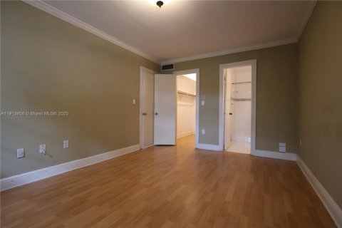 Купить кондоминиум в Майами, Флорида 3 спальни, 109.62м2, № 1969009 - фото 13