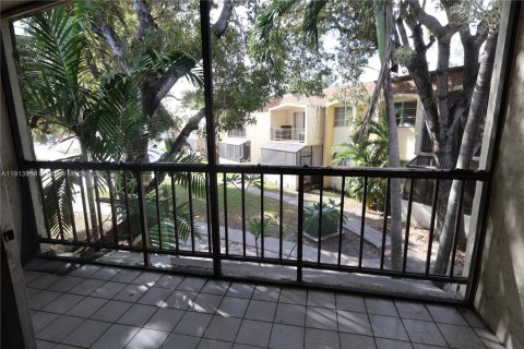 Купить кондоминиум в Майами, Флорида 3 спальни, 109.62м2, № 1969009 - фото 8