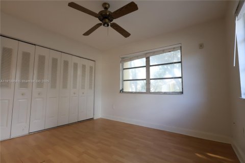 Купить кондоминиум в Майами, Флорида 3 спальни, 109.62м2, № 1969009 - фото 22