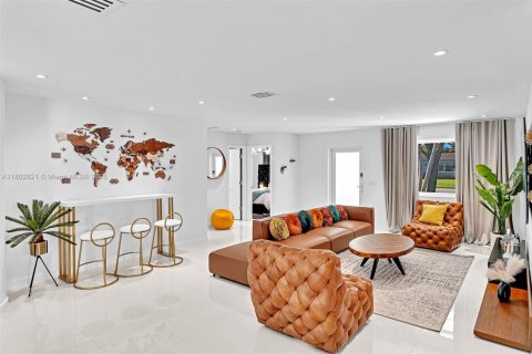 Villa ou maison à vendre à Hollywood, Floride: 3 chambres, 162.39 m2 № 1959357 - photo 8