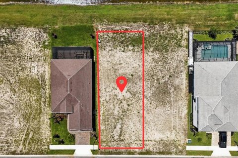 Terreno en venta en Palm Coast, Florida № 1876720 - foto 1