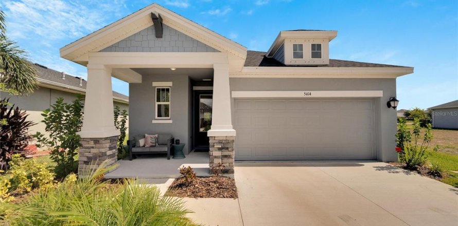 Villa ou maison à Apollo Beach, Floride 3 chambres, 161.65 m2 № 1612349