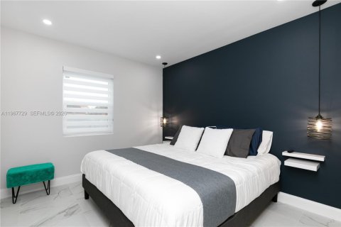 Immobilier commercial à vendre à Miami, Floride № 2029744 - photo 13