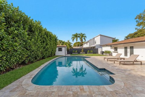 Villa ou maison à vendre à Cooper City, Floride: 4 chambres, 144.37 m2 № 2439183 - photo 2
