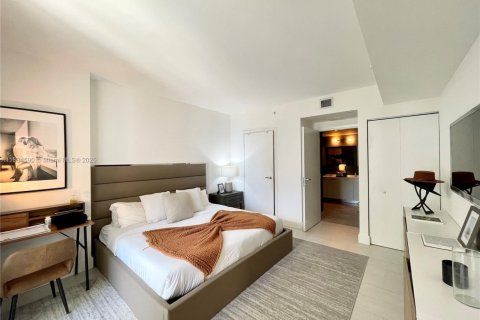 Condominio en venta en Miami, Florida, 1 dormitorio, 64.66 m2 № 2090744 - foto 8