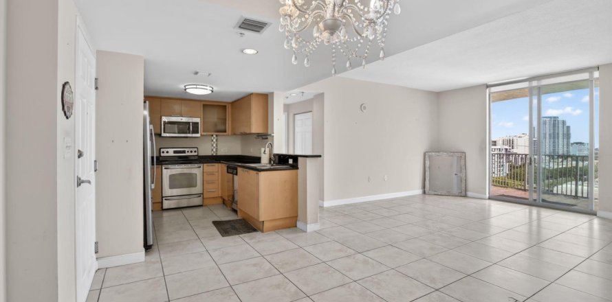 Condo in Hollywood, Florida, 3 bedrooms № 2253049