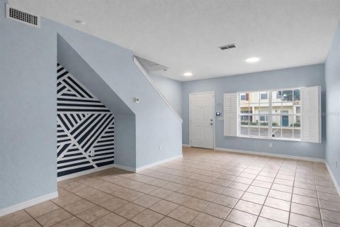 Touwnhouse à vendre à Orlando, Floride: 2 chambres, 97.83 m2 № 2096546 - photo 3