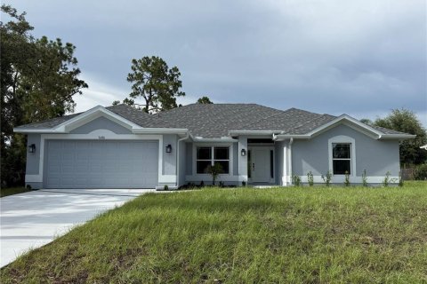 House in North Port, Florida 3 bedrooms, 196.67 sq.m. № 2107253