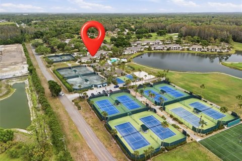 Condo in Wesley Chapel, Florida, 2 bedrooms  № 2122754 - photo 28