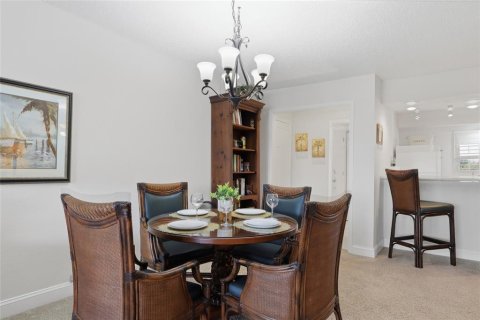 Condo in Wesley Chapel, Florida, 2 bedrooms  № 2122754 - photo 19