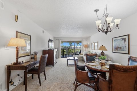 Condo in Wesley Chapel, Florida, 2 bedrooms  № 2122754 - photo 21
