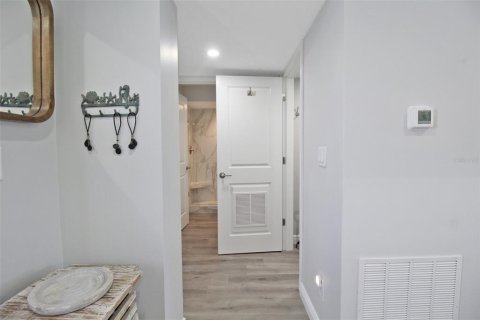 Condominio en alquiler en Sarasota, Florida, 2 dormitorios, 126.44 m2 № 2299016 - foto 6