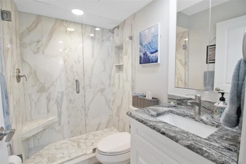 Condominio en alquiler en Sarasota, Florida, 2 dormitorios, 126.44 m2 № 2299016 - foto 8