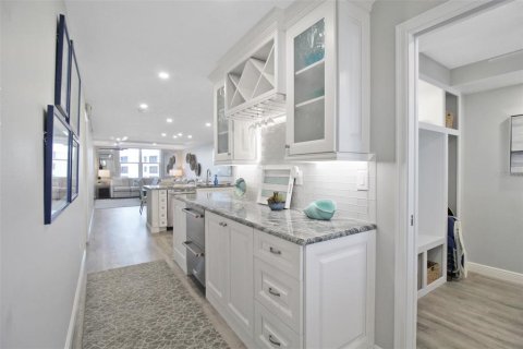 Condominio en alquiler en Sarasota, Florida, 2 dormitorios, 126.44 m2 № 2299016 - foto 15
