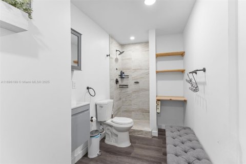 Снять в аренду виллу или дом в Майами-Бич, Флорида 3 спальни, 267м2, № 1948894 - фото 27