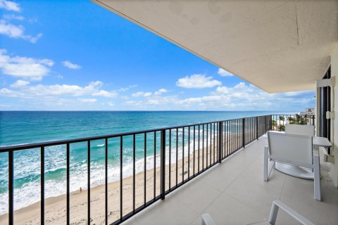 Condo in Palm Beach, Florida, 2 bedrooms  № 2246703 - photo 4
