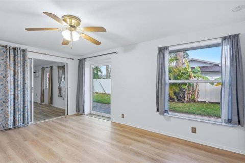 Casa en alquiler en Venice, Florida, 3 dormitorios, 168.43 m2 № 2267294 - foto 23