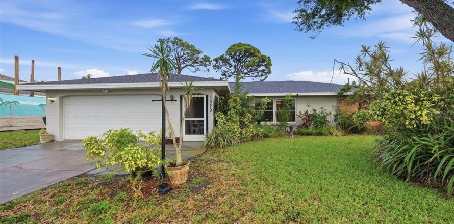 Casa en Venice, Florida 3 dormitorios, 168.43 m2 № 2267294